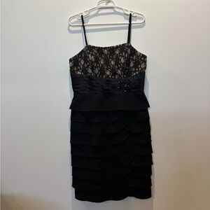 🐾 Jessica Howard Black Lace Tiered Mini Dress: Size 12 🐾